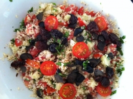 Ensalada de Couscous aromatizada con hierbabuena y comino, muy refrescante